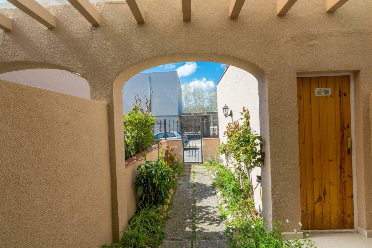 Homeholidaysrentals Moonlight Σάντα Σουζάνα Εξωτερικό φωτογραφία