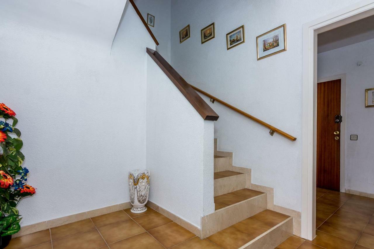Homeholidaysrentals Moonlight Σάντα Σουζάνα Εξωτερικό φωτογραφία